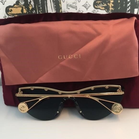 New Authentic Gucci Black and Gold Star-Studded Sunglasses GG0666s 001 - Picture 11 of 11